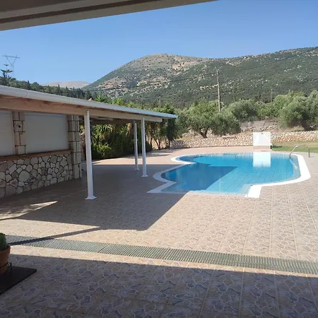 شقة فندقية Stamatia 3*