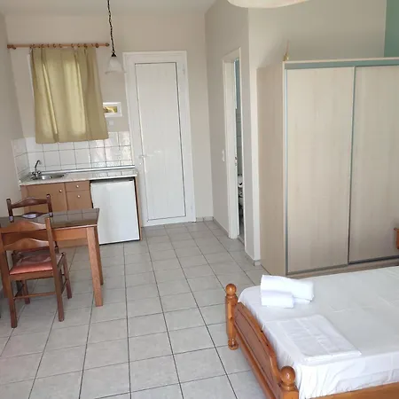 Stamatia Apartmanhotel Razáta