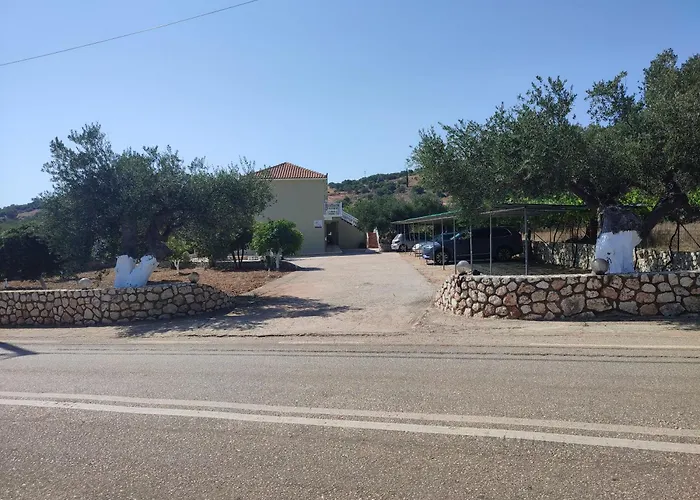 Stamatia Apartmanhotel Razáta